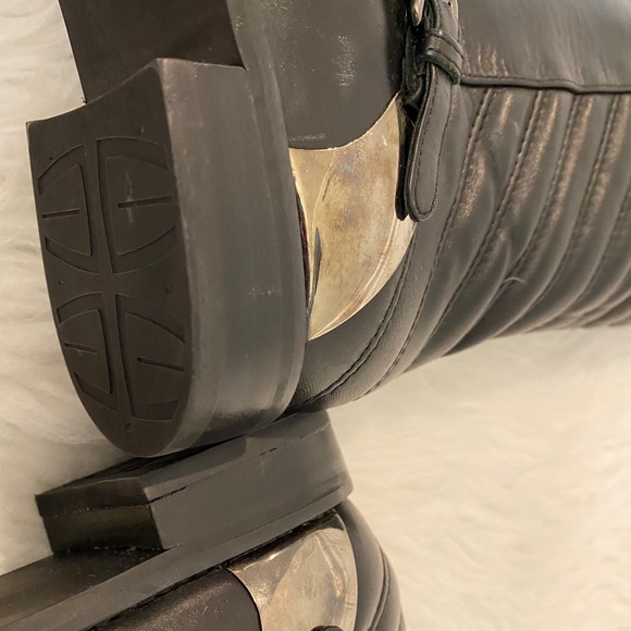 Stuart Weitzman Raceway Leather Quilted Tall Boots - Picture 13 of 16